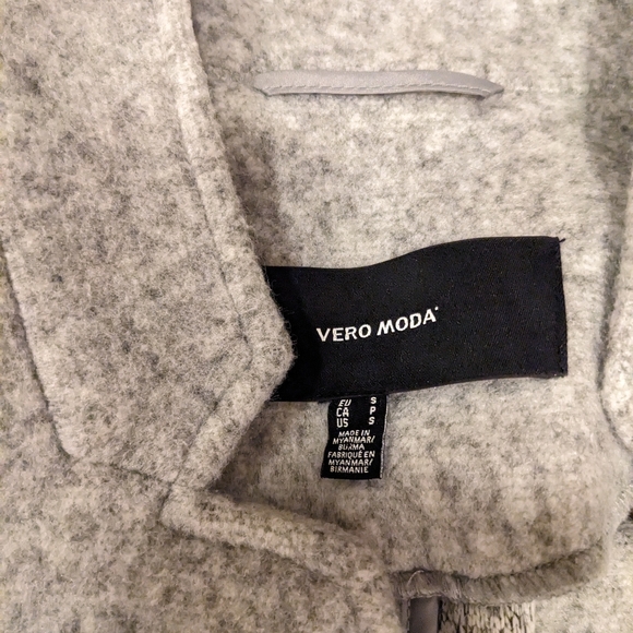 NWOT! Vero Moda Cardigan - Picture 3 of 3